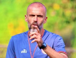 Usai ditahan imbang, Persebaya Surabaya umumkan pecat kepala pelatih