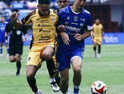Persib Bandung Taklukkan Persija 1-0, Gol Cepat Beckham Putra Pastikan Juara Paruh Musim