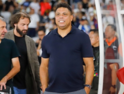 Ronaldo Terharu Sambutan Fans Indonesia di Clash of Legends GBK