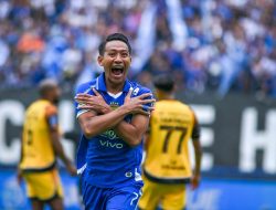Persija vs Persib Dipindah ke Samarinda, Laga Panas Pekan 32 Tetap Digelar
