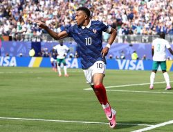 Hasil Piala Dunia 2026: Cetak Brace Spesial, Kylian Mbappe Hancurkan Irak dan Segel Tiket 32 Besar!