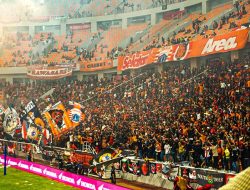 Wajib Pakai Jersey Orange! I.League Imbau Jakmania Jadi Tuan Rumah yang Baik di SUGBK